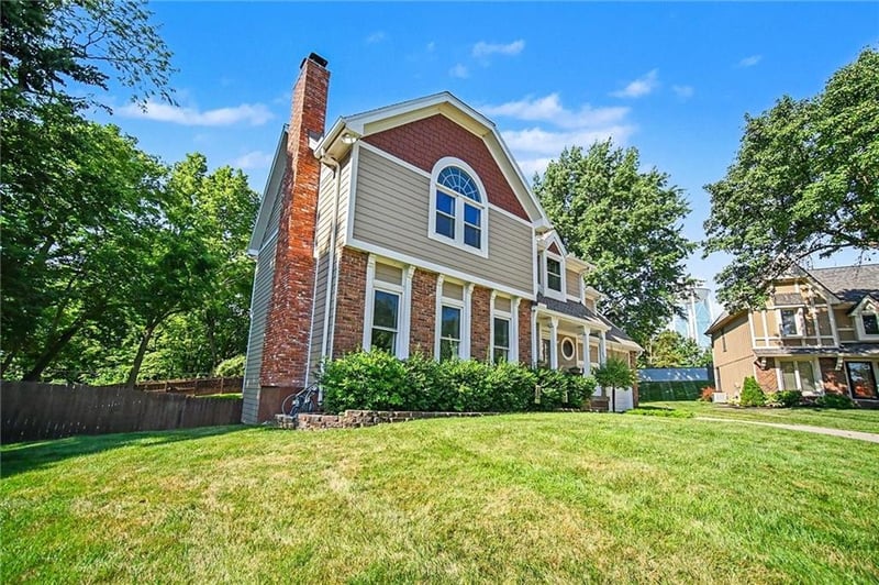 7641 Lucerne Ct, Kansas City, MO 64151