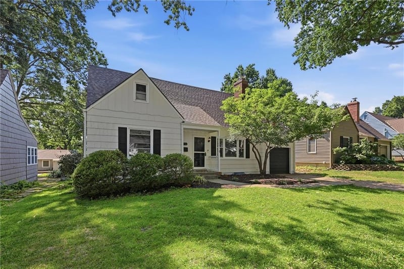5516 Rosewood St, Roeland Park, KS 66205