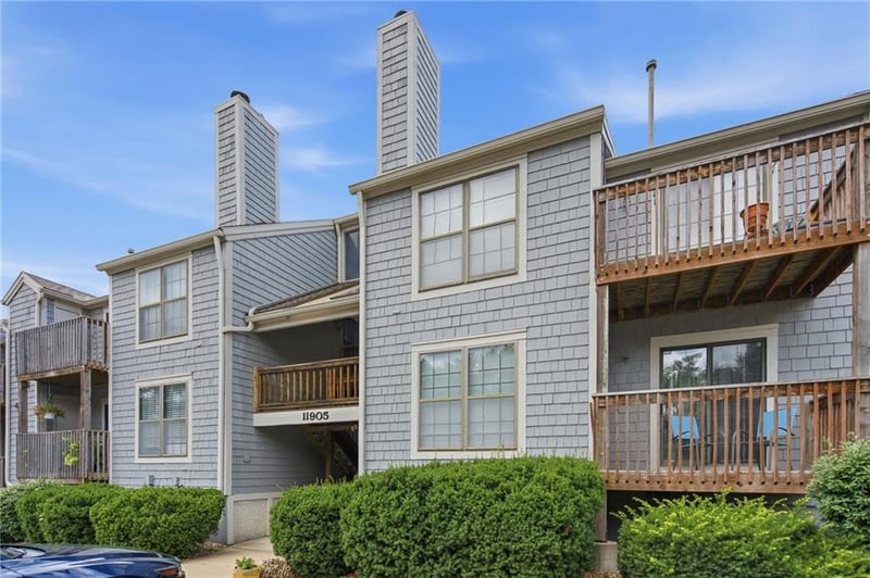 11905 58th Ter #E, Shawnee, KS 66216