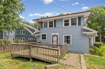 6024 Oak St, Kansas City, MO 64113