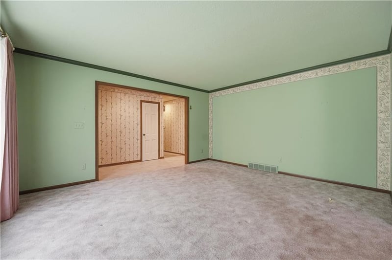 4320 Dover Ave, Independence, MO 64055