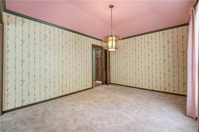 4320 Dover Ave, Independence, MO 64055