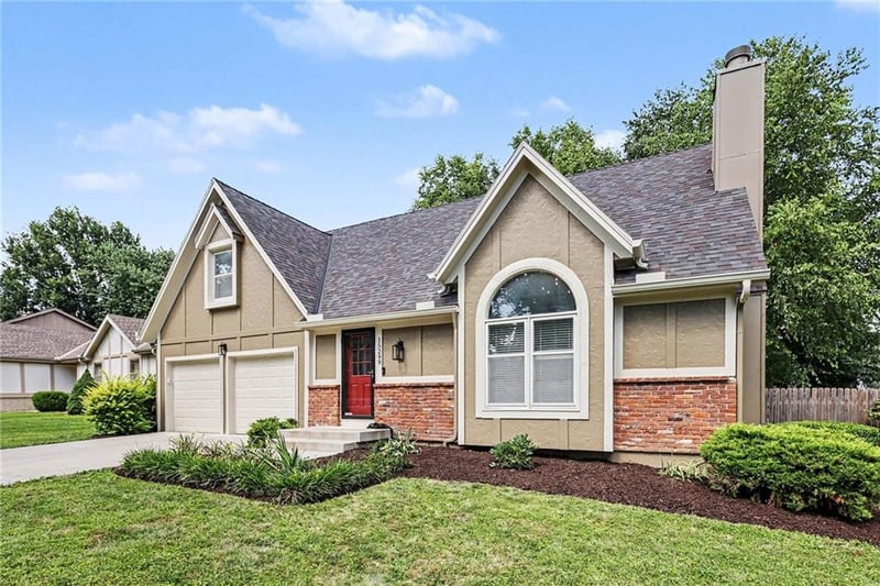 15299 Conser St, Overland Park, KS 66223