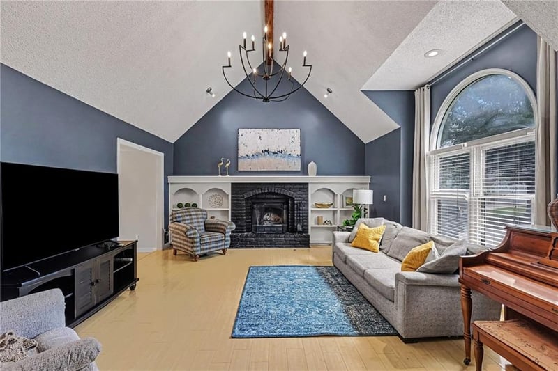 15299 Conser St, Overland Park, KS 66223