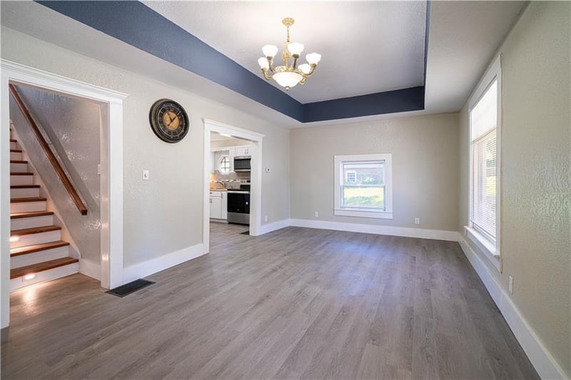 1407 Felix St, St Joseph, MO 64501