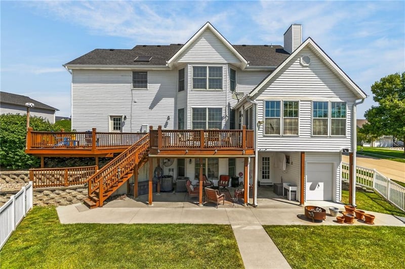 4810 Aegean Ter, St Joseph, MO 64506