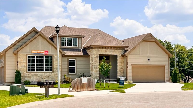22316-22318 76th St, Shawnee, KS 66227
