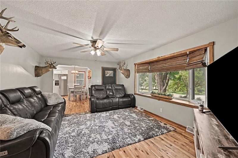 11633 SE O'brian Rd, Easton, MO 64443