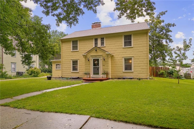 924 Hickory St, Ottawa, KS 66067