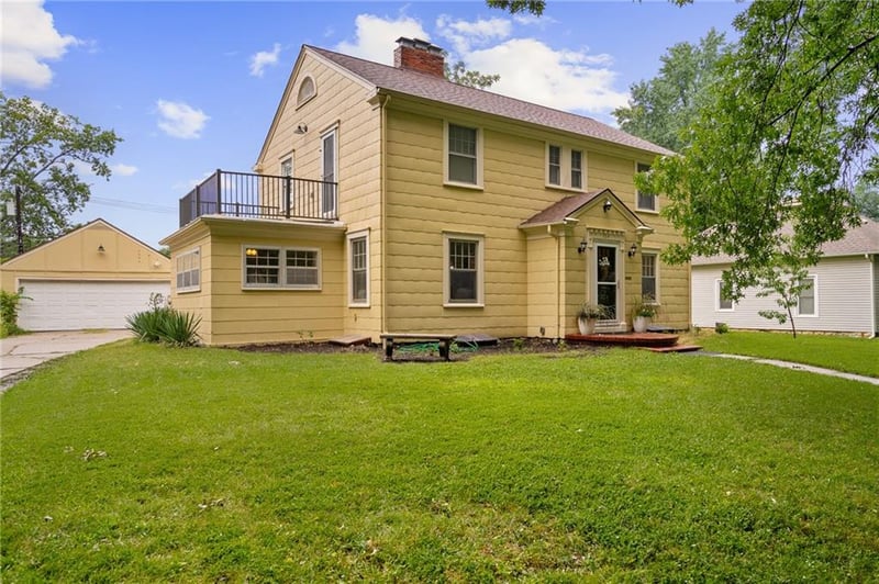 924 Hickory St, Ottawa, KS 66067