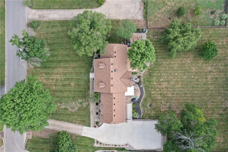 16578 Lamar Ave, Stilwell, KS 66085