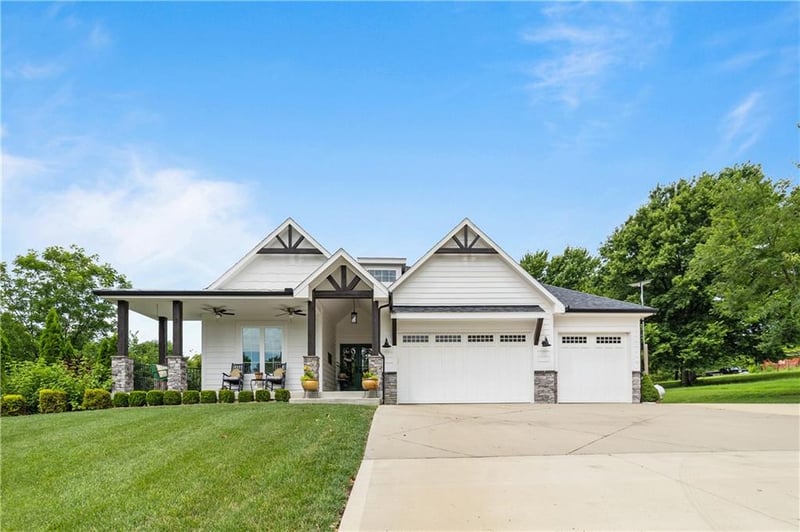 184 21st Rd, Warrensburg, MO 64093