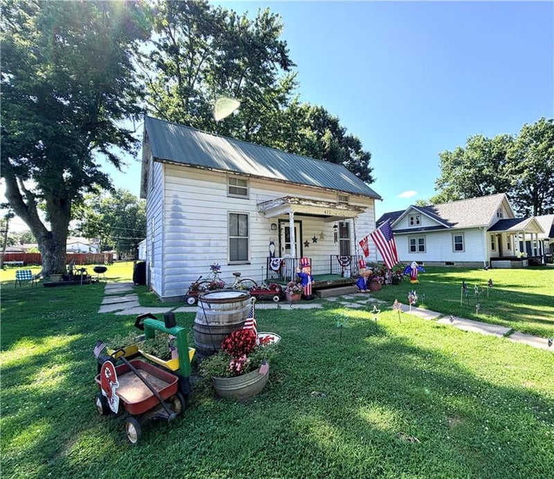 412 Bismark St, Concordia, MO 64020