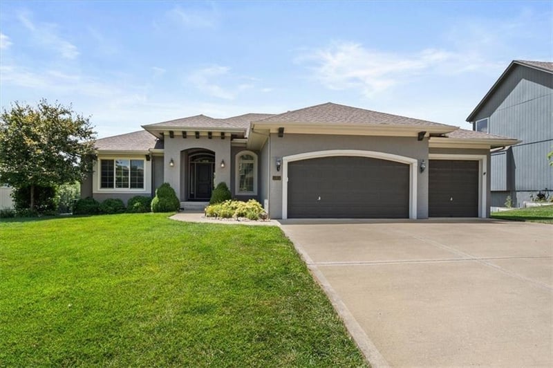 14934 Turnberry St, Olathe, KS 66061