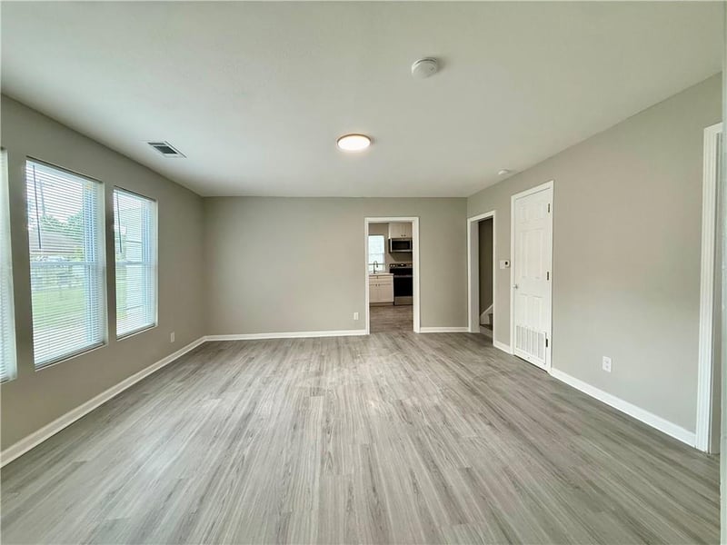 1216 Cedar St, Ottawa, KS 66067