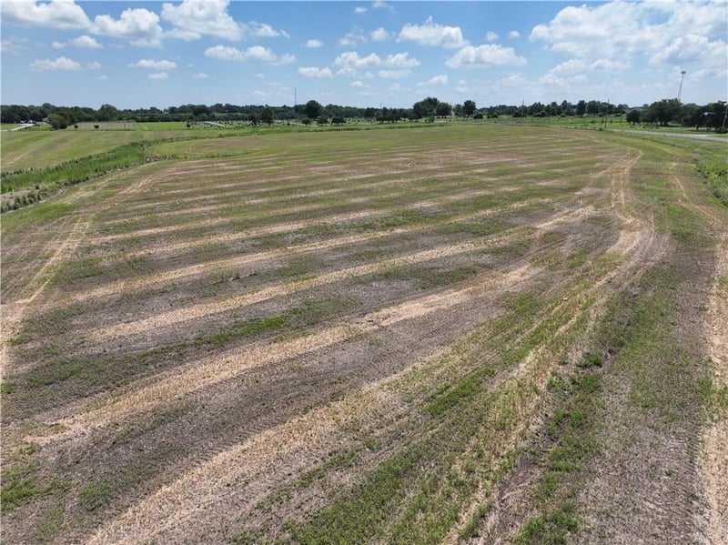 S Little Rd, Garden City, MO 64747