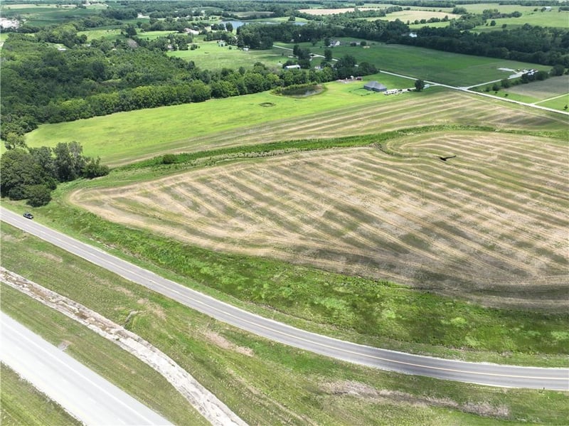S Little Rd, Garden City, MO 64747