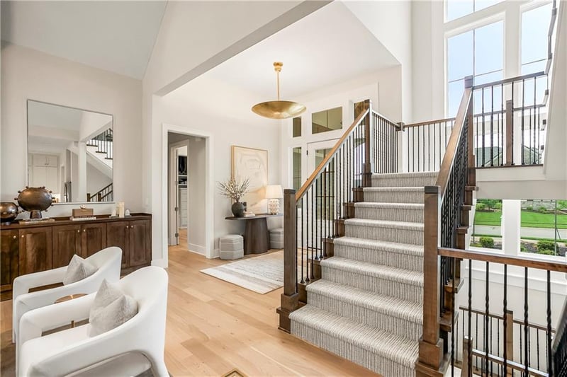 17220 Goddard St, Overland Park, KS 66221