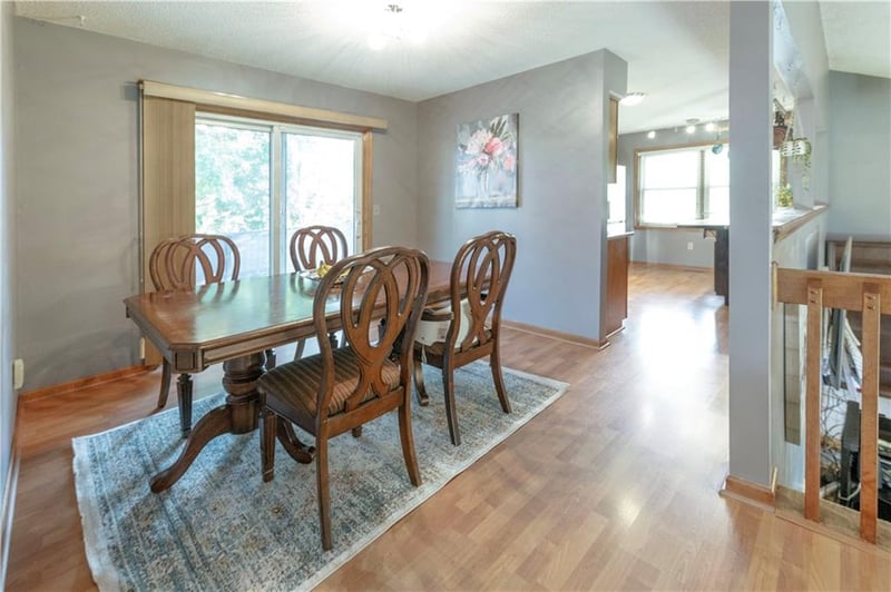 1105 87th Ter, Kansas City, MO 64155