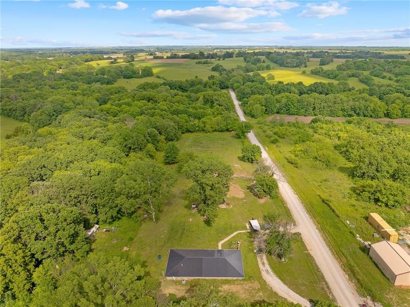 16527 Varner Rd, Mayview, MO 64071