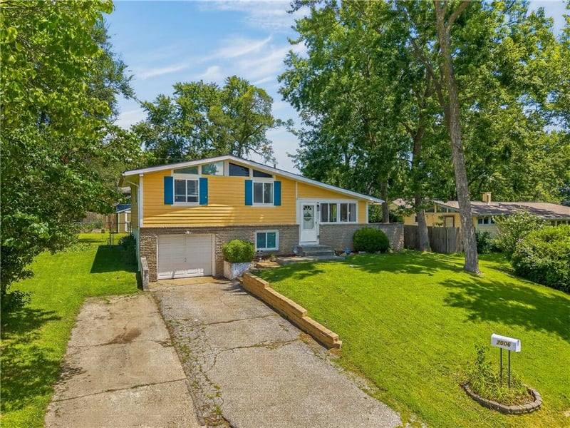 7006 77th St, Kansas City, MO 64152