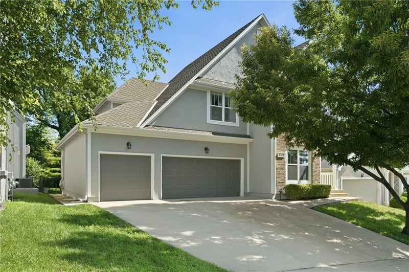 1950 Forest St, Olathe, KS 66061