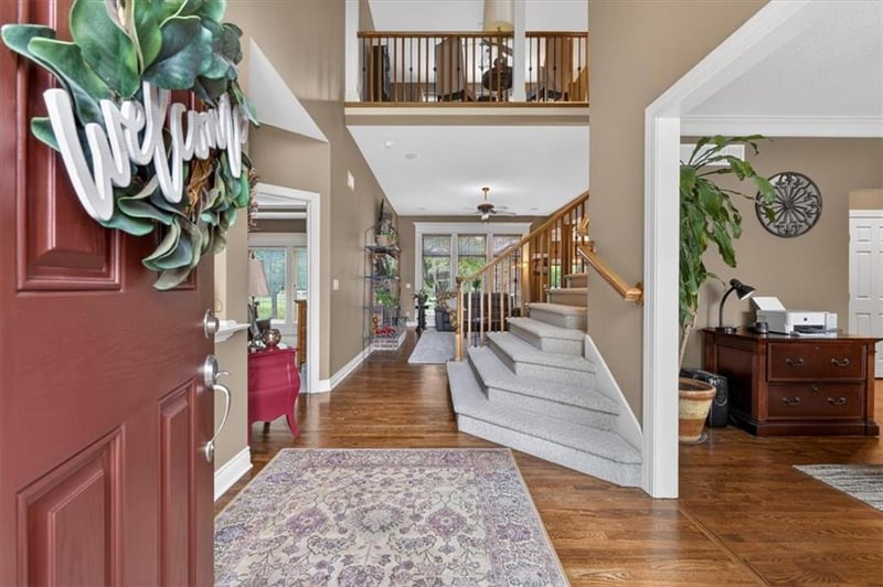 9406 Pleasant Ave, Kansas City, MO 64138