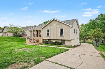 3601 NE 77th St, Kansas City, MO 64119