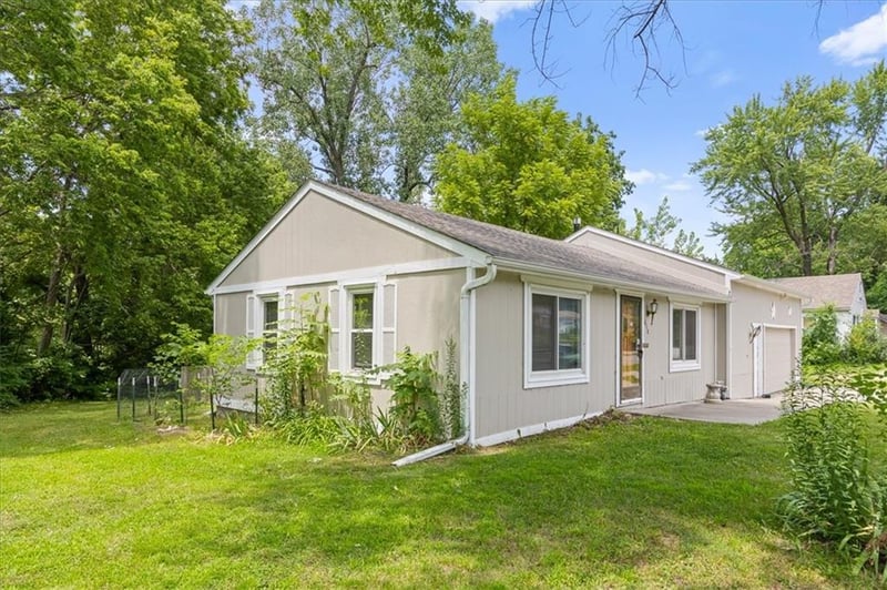 1618 Mccoy St, Independence, MO 64055