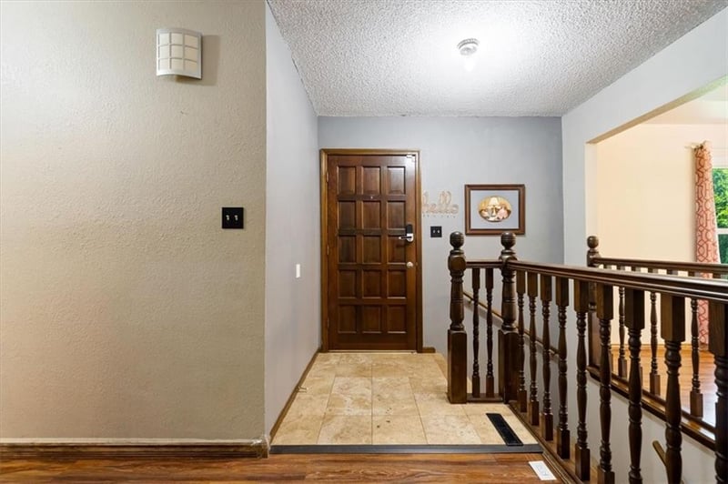 2924 SW Walnut St, Blue Springs, MO 64015
