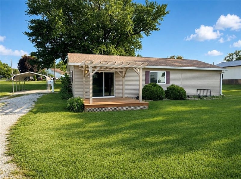 101 Cherry St, Clearmont, MO 64431