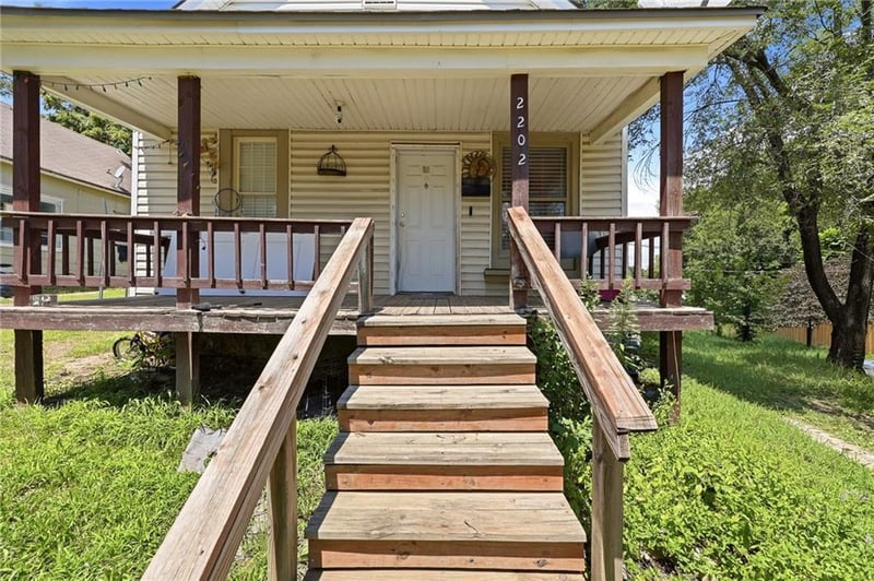 2202 Wood Ave, Kansas City, KS 66104