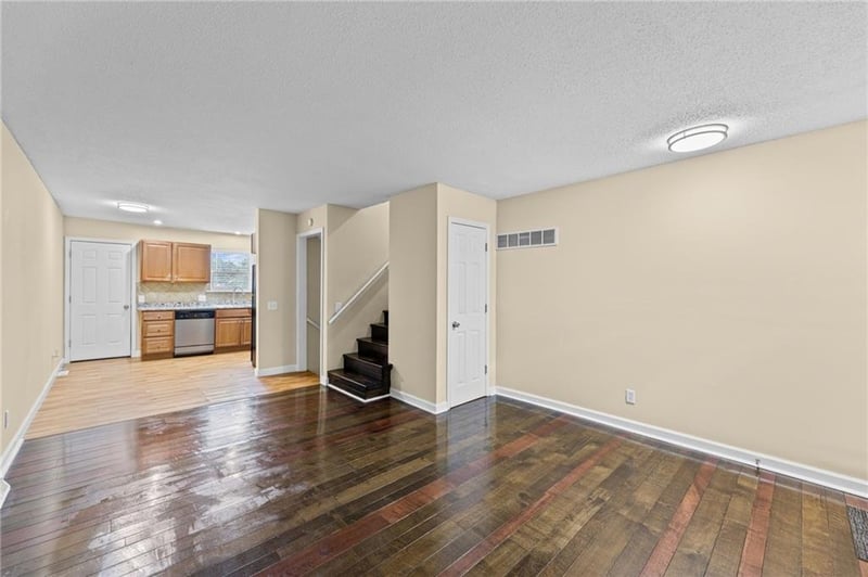 921 Jan Mar Dr, Olathe, KS 66061