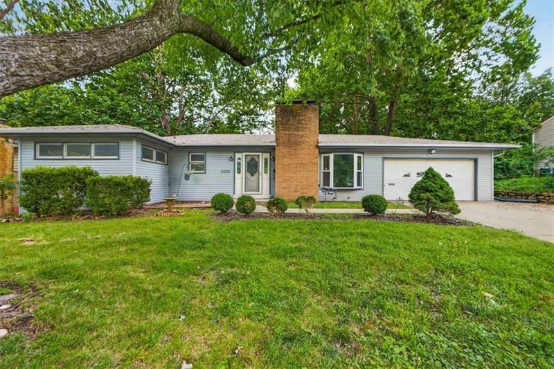 11703 39th St, Independence, MO 64052