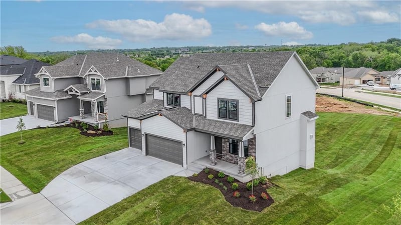 23827 59th Ter, Shawnee, KS 66226