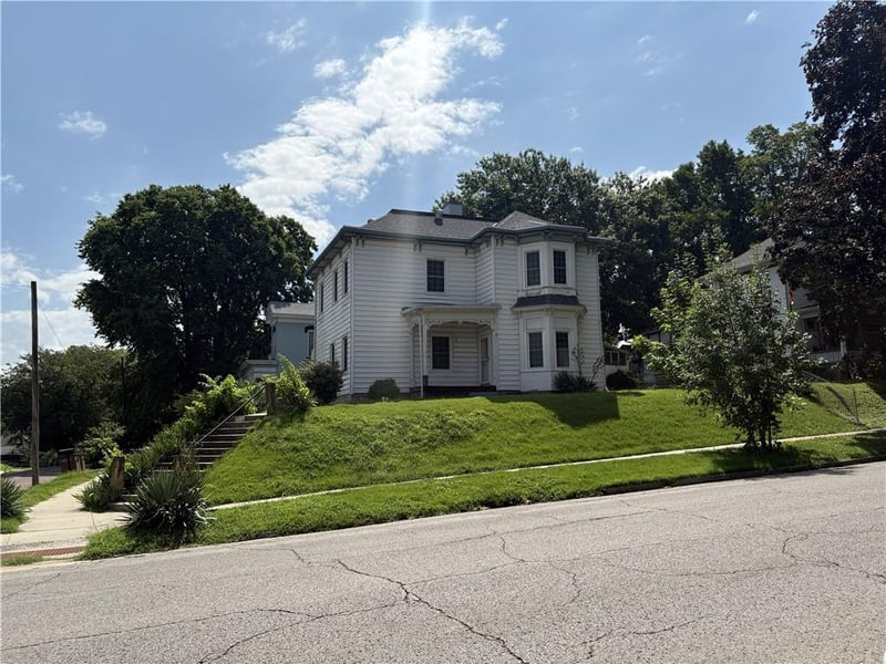 900 5th St, Atchison, KS 66002
