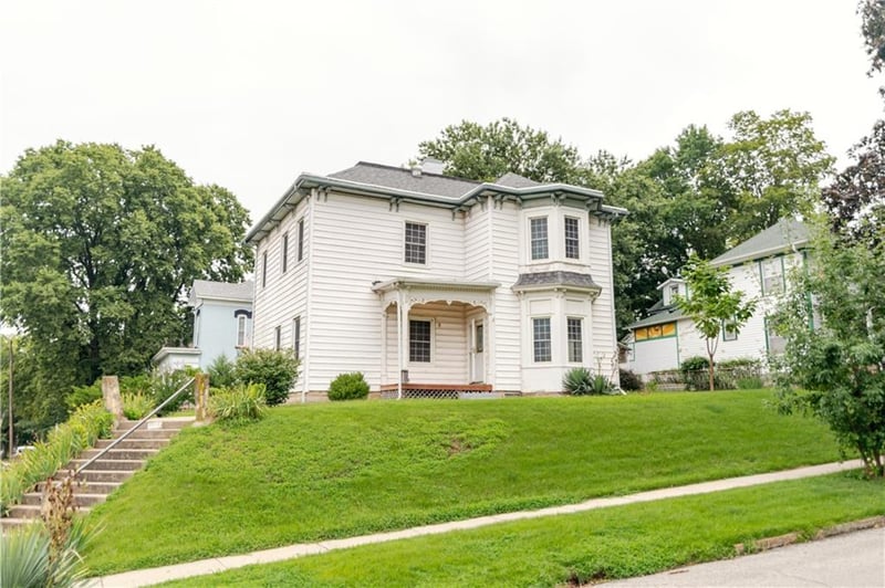 900 S 5th St, Atchison, KS 66002