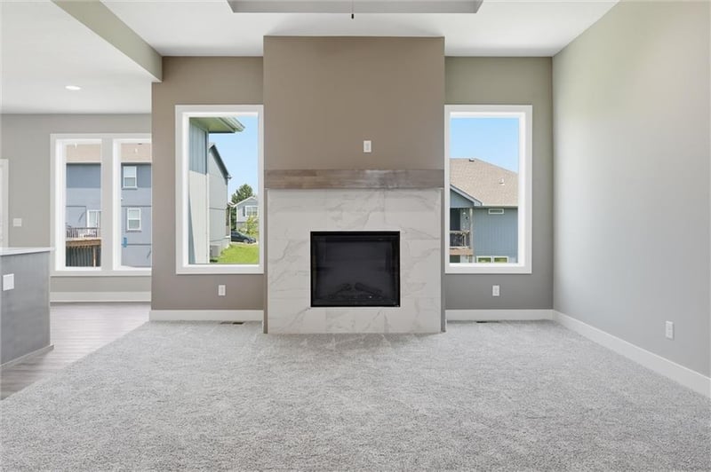 1114 SW Crabtree Cir, Oak Grove, MO 64075