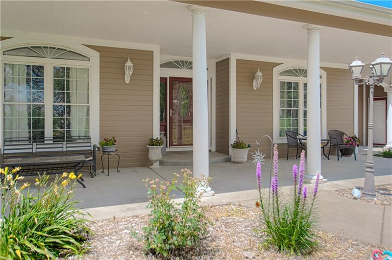 5292 169 Hw, Trimble, MO 64492
