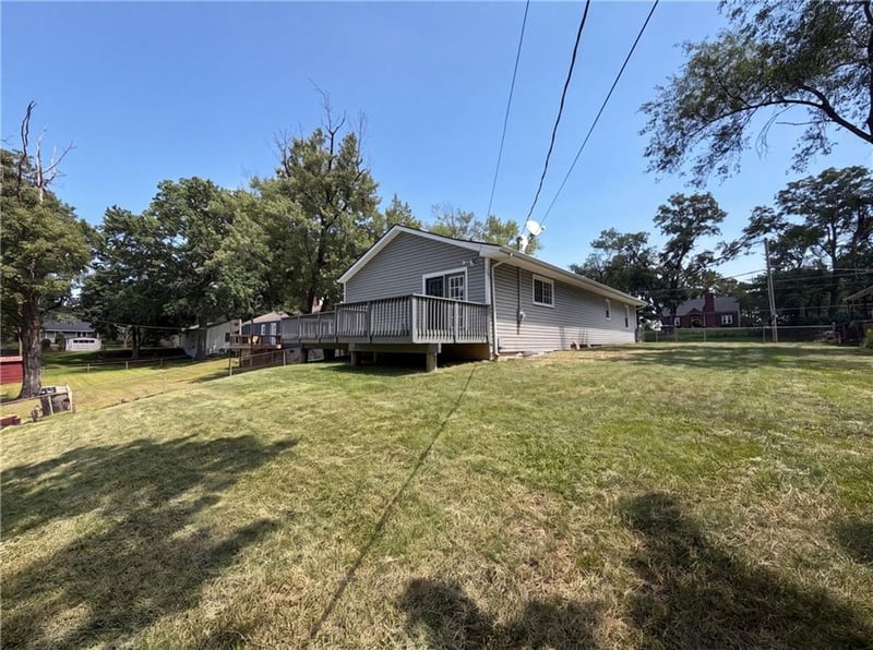8104 State Route 9 Hw, Kansas City, MO 64152