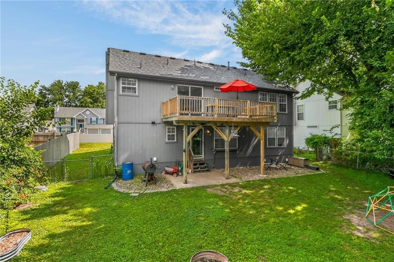 303 Crystal Dr, Belton, MO 64012