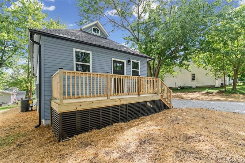 728 3rd St, Cameron, MO 64429