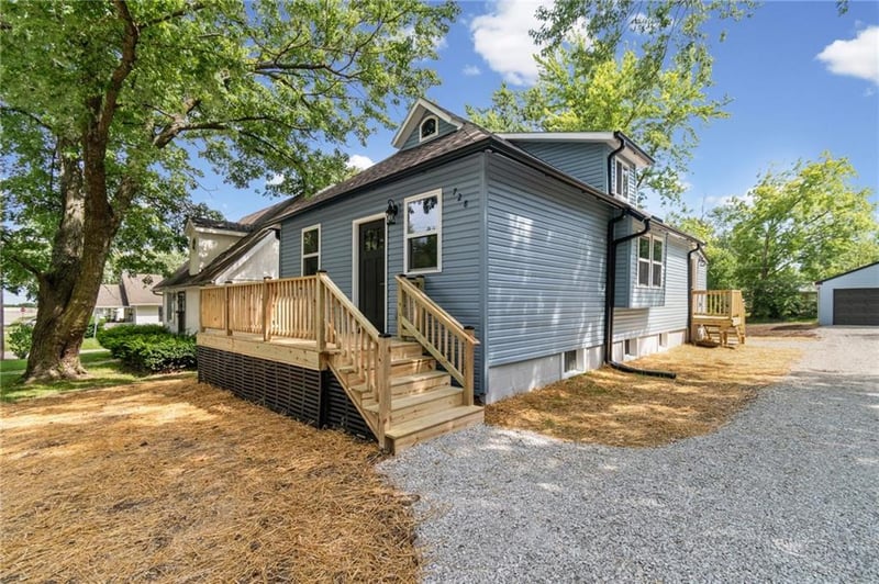 728 3rd St, Cameron, MO 64429