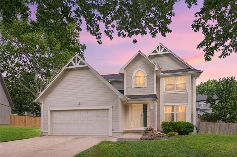 4927 Brockway St, Shawnee, KS 66226