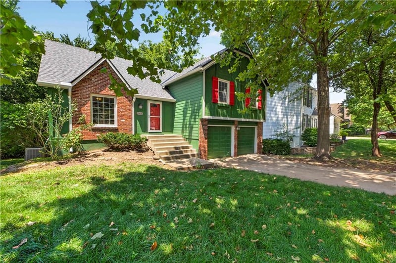 15624 81st St, Lenexa, KS 66219