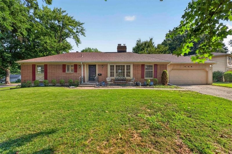 426 109th St, Kansas City, MO 64114