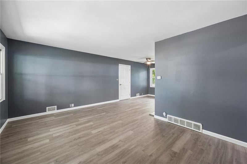 11217 Manchester Ave, Kansas City, MO 64134