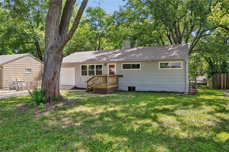 11217 Manchester Ave, Kansas City, MO 64134