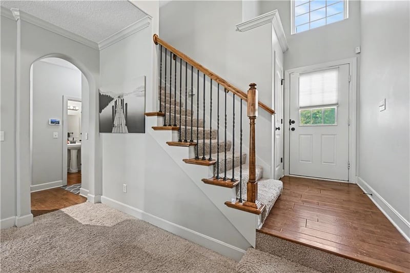 8928 Inkster St, Lenexa, KS 66227