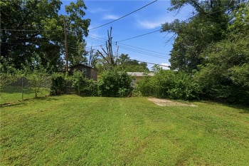 5206 Palmer Dr, Kansas City, MO 64129
